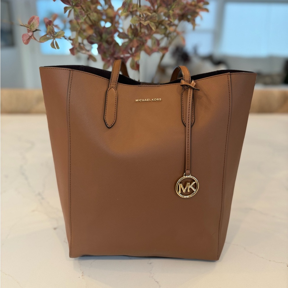 Michael Kors Sinclair Large Brown Tote Bag with COA